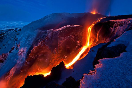 「アイスランド　火山と」の画像検索結果